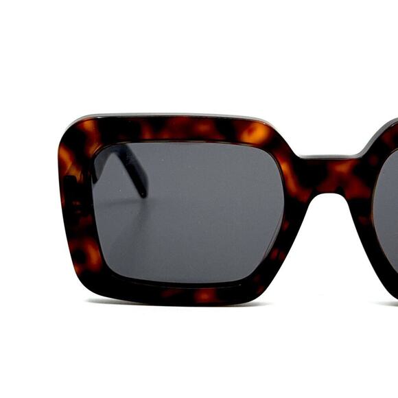 NEW!!! CELINE Sunglasses CL40304U 52A Authentic main image 6